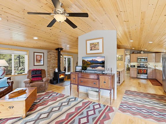 4th image of 396 S Leisure Rd