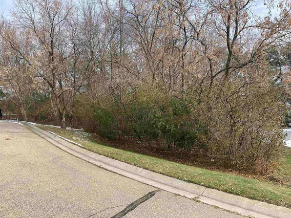 4600 Seminole Trl #172, Green Bay, WI 54313