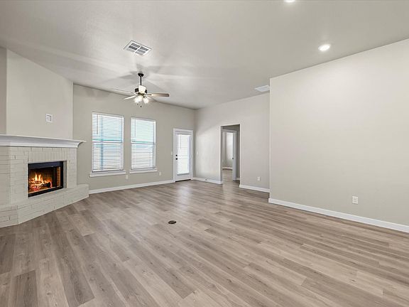 4th image of 3611 Urbana Pl