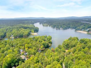 6 Whinchat Ln, Palmyra, VA 22963