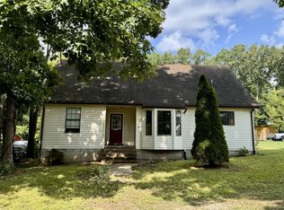 893 Circle Dr, Springfield, TN 37172