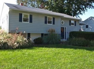 220 Timber Grove Rd, Reisterstown, MD 21136