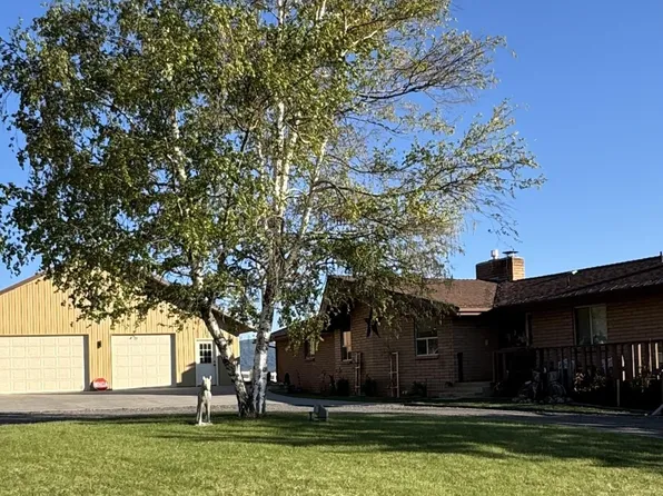 12140 Clovis Dr, Klamath Falls, OR 97603