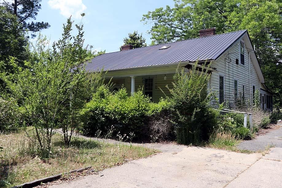 392 Allen Memorial Dr Milledgeville Ga 31061 Mls 44948 Zillow