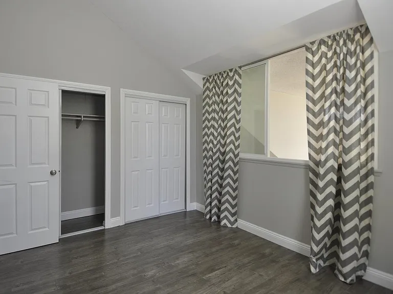 4022 Layang Layang Cir #B-1 — Photo 13