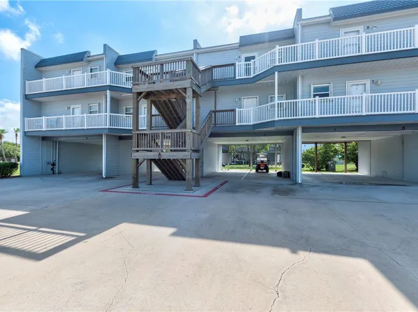 900 N Station St #B5, Pt Aransas, TX 78373