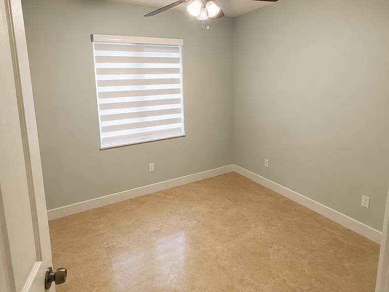 2236 SW 106th Ct — Photo 4