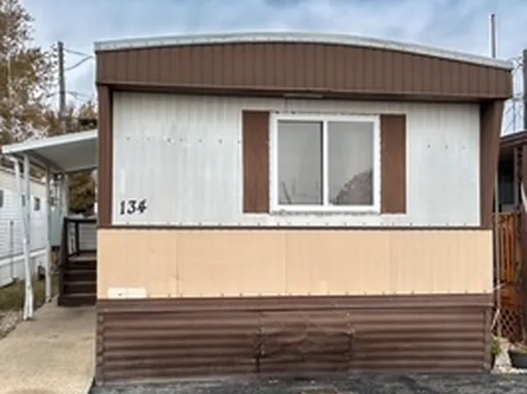 9001 S Cicero Ave Trailer 134, Oak Lawn, IL 60453