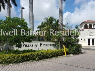 6715 SW 88th St APT 701, Pinecrest, FL 33156