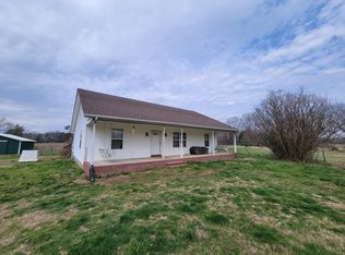 345 Winchester Rd, Paris, TN 38242