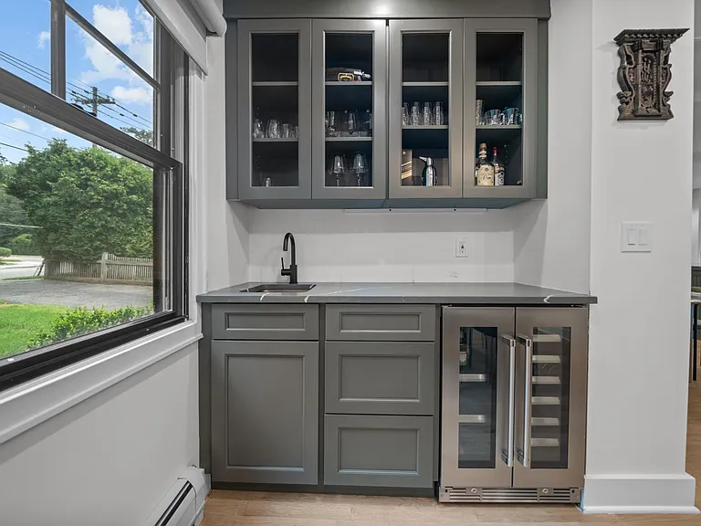 107 Highland Ave — Photo 11