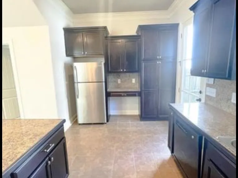 124 Gaunt Ln — Photo 8