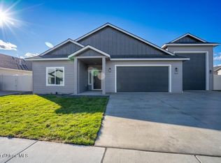 3863 Stockwell Ct, Post Falls, ID 83854