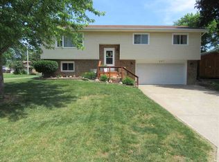 207 8th St W, Andalusia, IL
