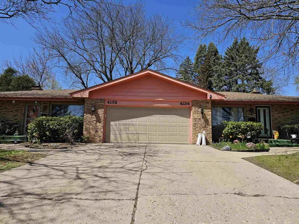 4132 Eastridge Dr, Rockford, IL 61107