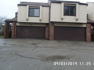 369 Juniper Tree Ct, Hoffman Estates, IL 60169