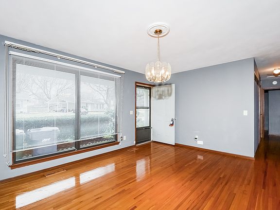 4th image of 5354 Ville Angela Ln