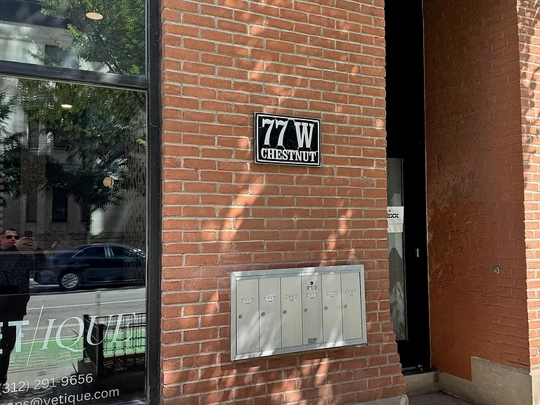 77 W Chestnut St #3B — Photo 1