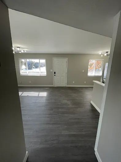 3335 Benton St #4 — Photo 8