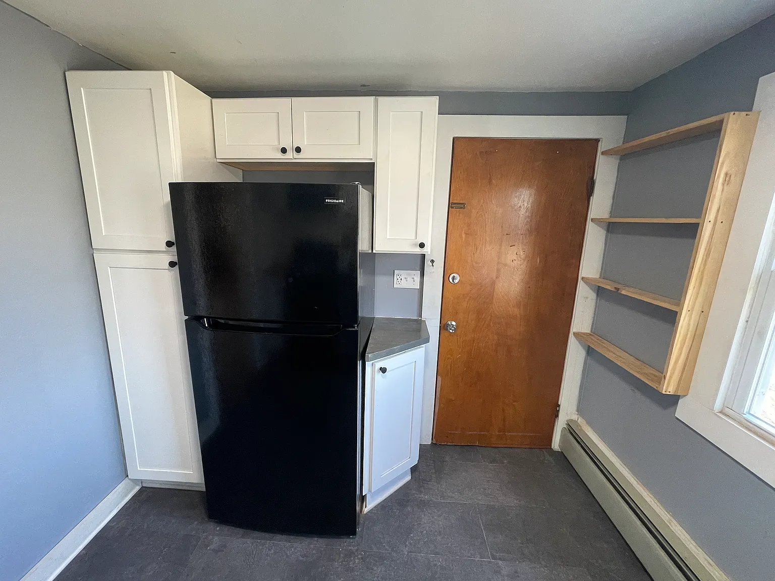 2 bed, 900 sqft, $1,250 — Photo 2