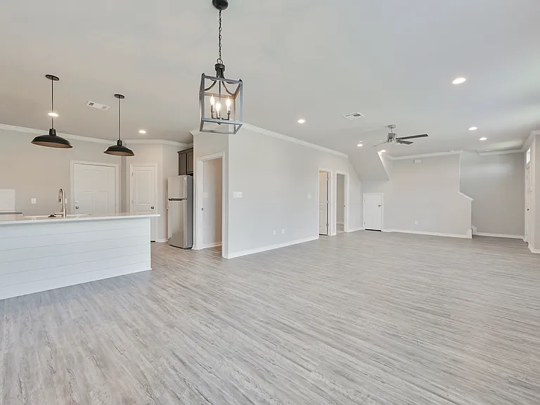 Cooner Residenace — Photo 3