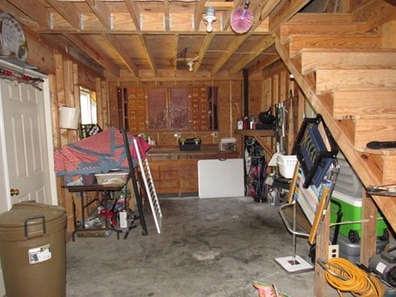 4th image of 441 Woodridge Dr