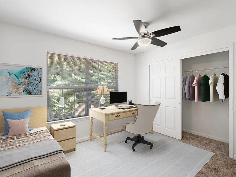 Mews at Annandale Townhomes — Photo 6