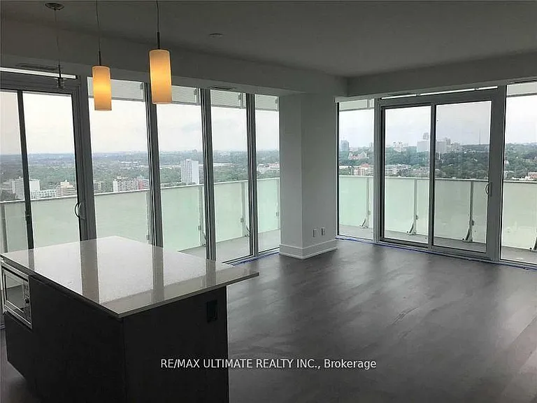 200 Bloor St W #2806 — Photo 2