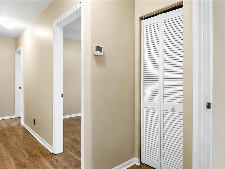 1533 Rialto Dr — Photo 19