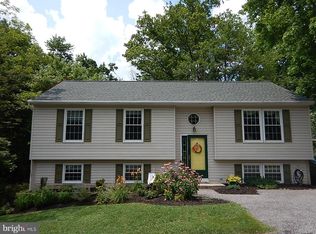 9124 Snyder Ln, Perry Hall, MD 21128