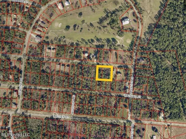 McClung St, Pass Christian, MS 39571