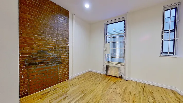 Rented by Compass | media 3