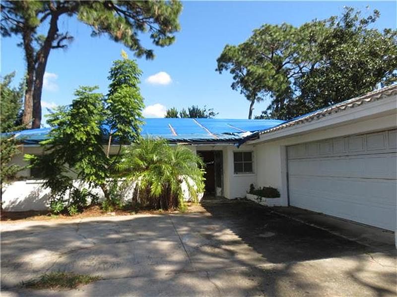 2nd image of 1266 Pinecrest Cir
