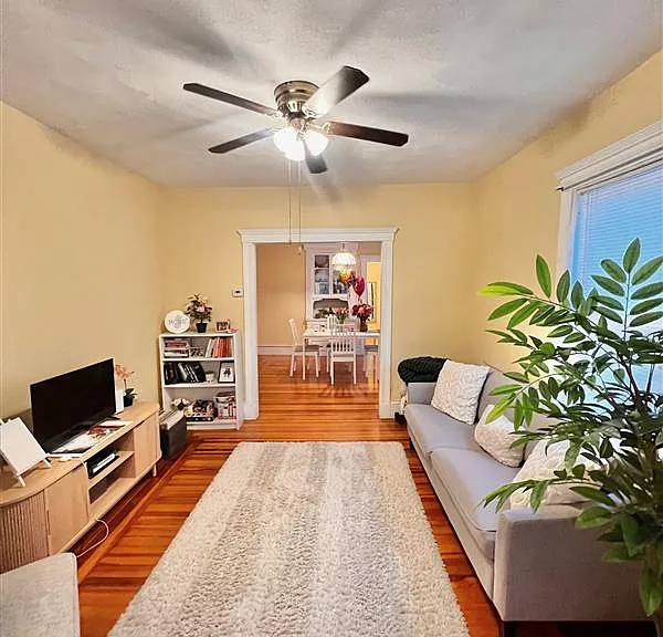 122 Willis Ave #A — Photo 15