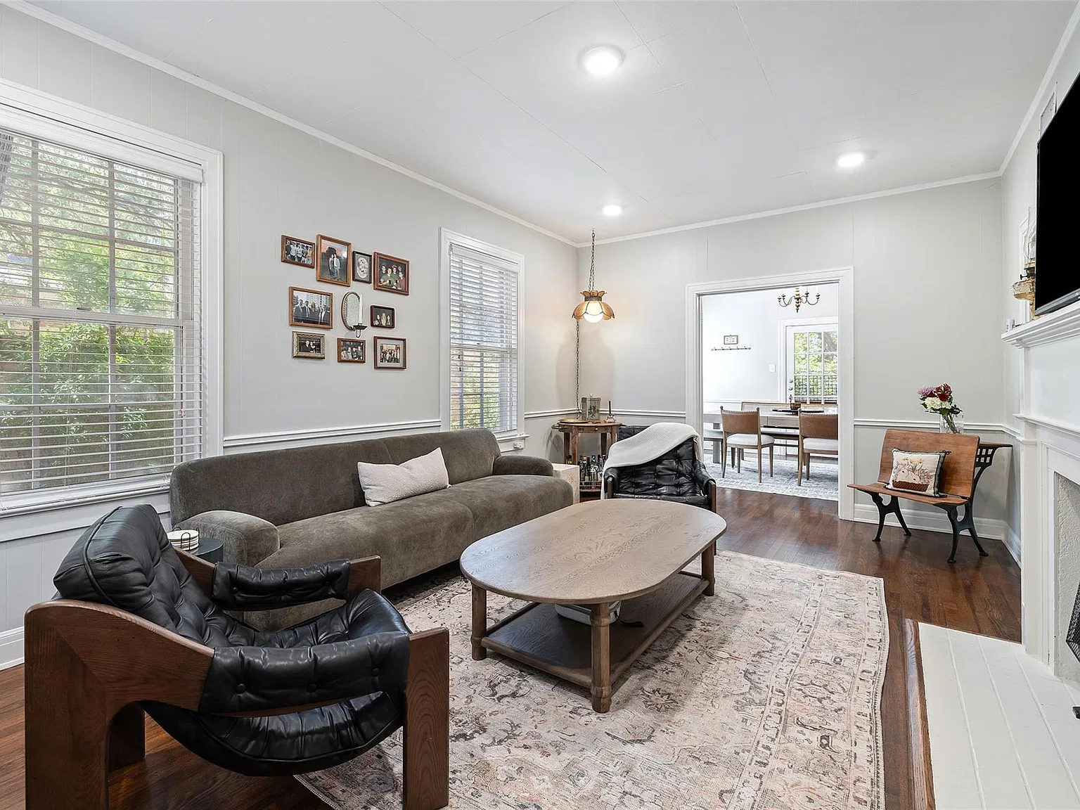 2 bed, 1.5 bath, 1481 sqft, $3,200 — Photo 3