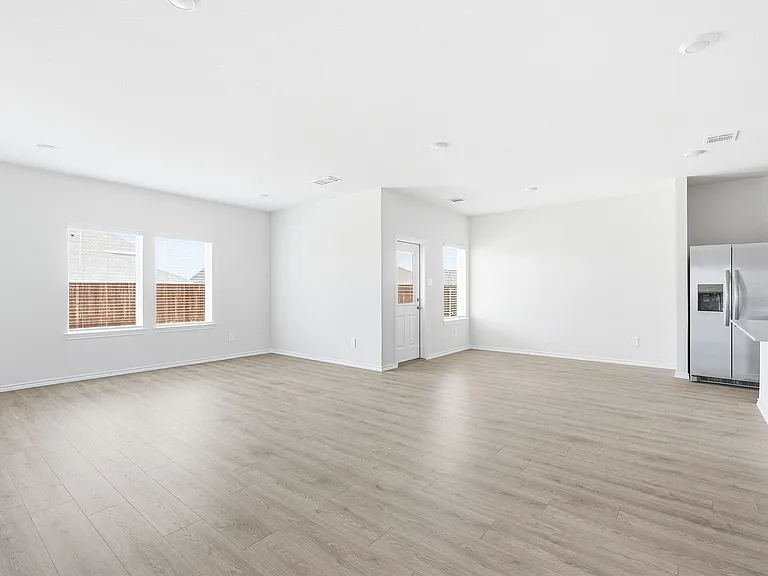 744 Orchid Way — Photo 9