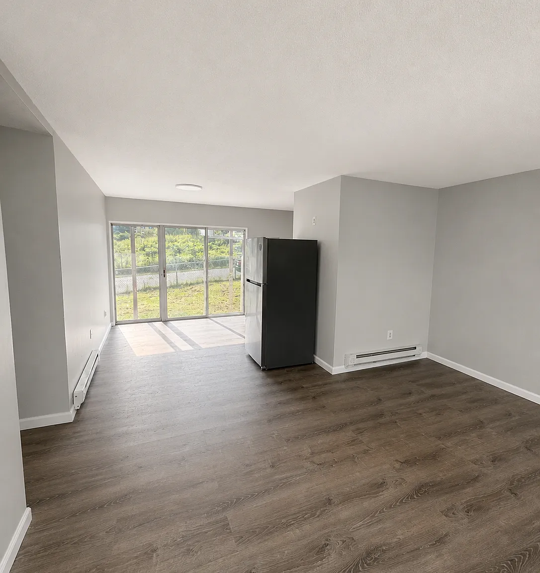 1 bed, 800 sqft, $1,195 — Photo 2