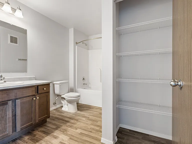 Sawyer Pointe — Photo 47