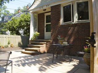 2248 Lamberton Rd, Cleveland Heights, OH 44118