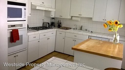 3rd image of 12321 Ocean Park Ave #18