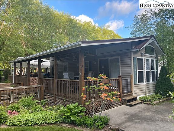 2nd image of 211 and 225 Finch Way