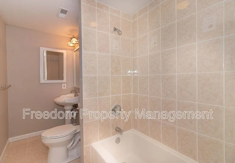 80 Brookshire Dr — Photo 52