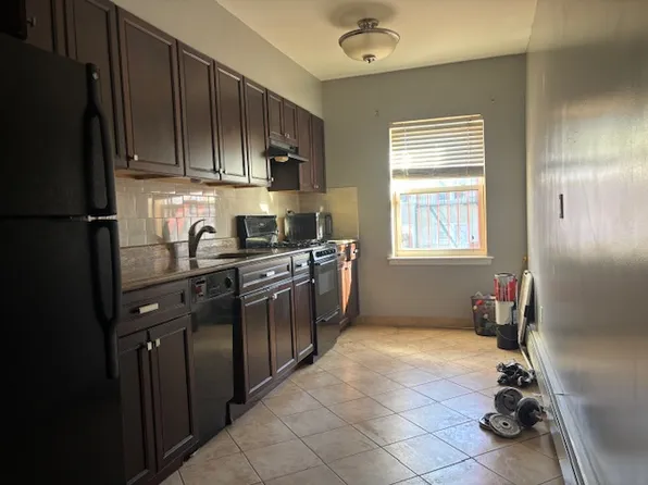 22-71 33rd Street image 1 of 7