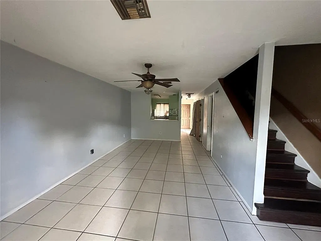 2 bed, 1.5 bath, 1178 sqft, $1,200 — Photo 3