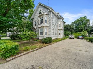 96 Plymouth St FLOOR 2, Abington, MA 02351