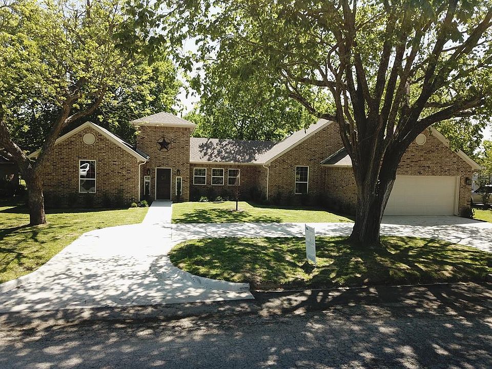 1st image of 620 Peterson St