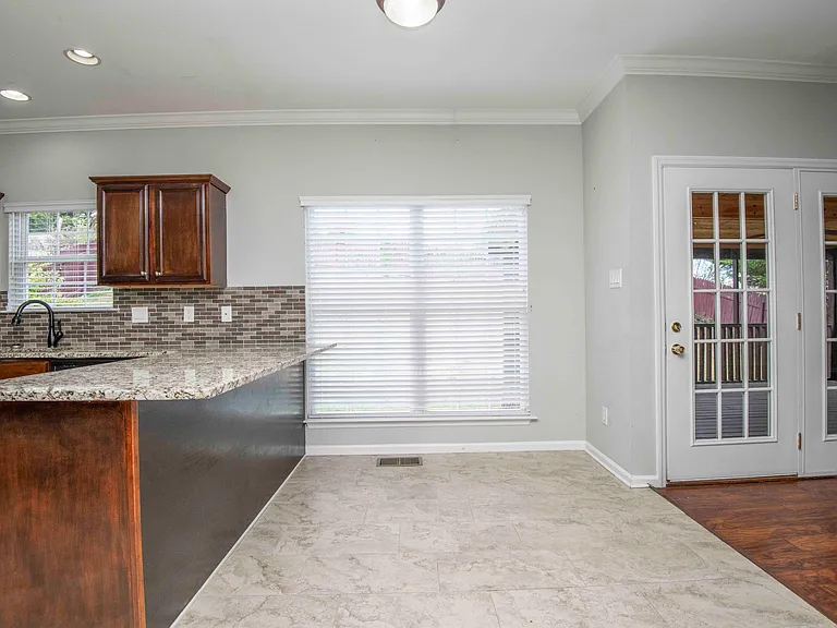 2570 Berringer Station Ln — Photo 9