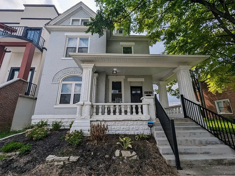 447 Linwood Ave — Photo 1