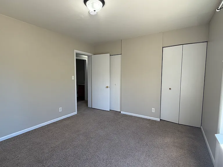 752 Anderson St — Photo 13