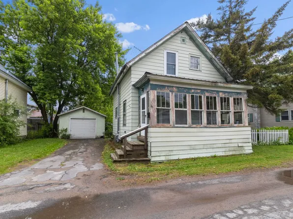 3 Nickerson St, Canton, NY 13617